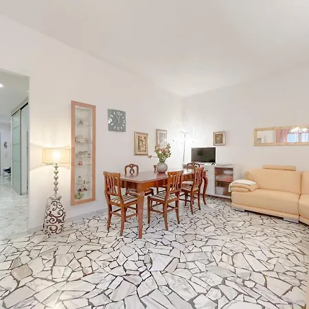 Elegant 120 Mq Wi-fi Two Balconies Savona